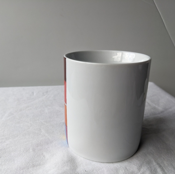 Naoki Yoshimoto Artist MoMA Museum Of Modern Art Graphic Mug Cup 2015 - Picture 4 of 12